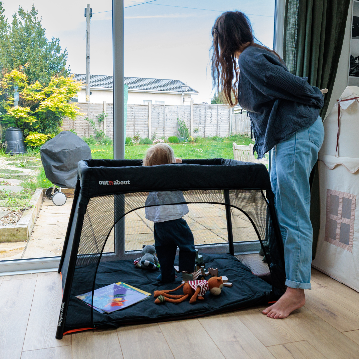 Nipper Nest in Playpen mode 