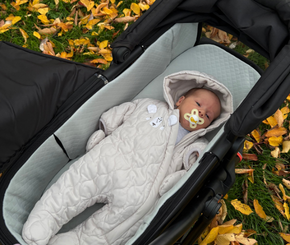 Nipper Switch - 2 in 1 CarryCot & Parent-Facing Seat
