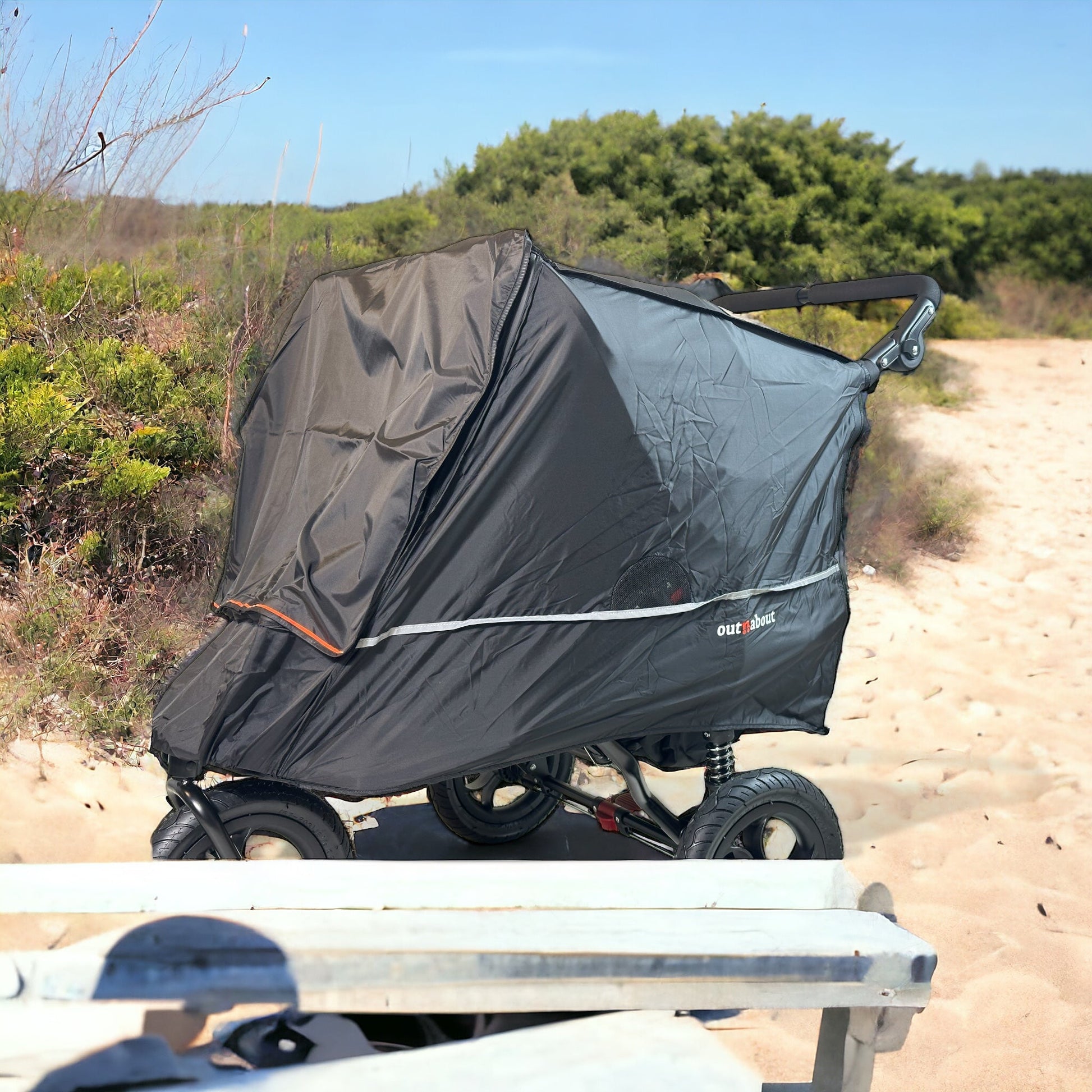 Funda Nipper para todas las estaciones – Out n About