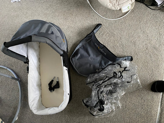 Pre loved Single Carry Cot